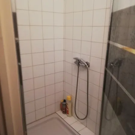 Parisgogo3 Bed & Breakfast *